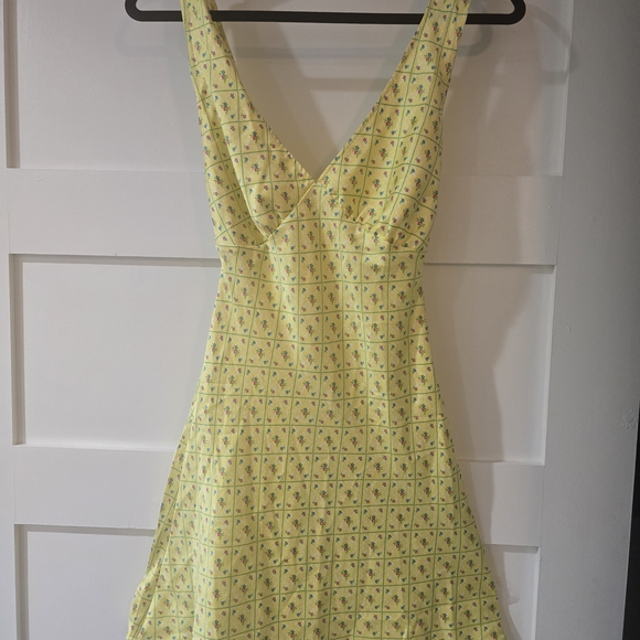 PINK Victoria's Secret Yellow Floral Mini Dress - Picture 4 of 4